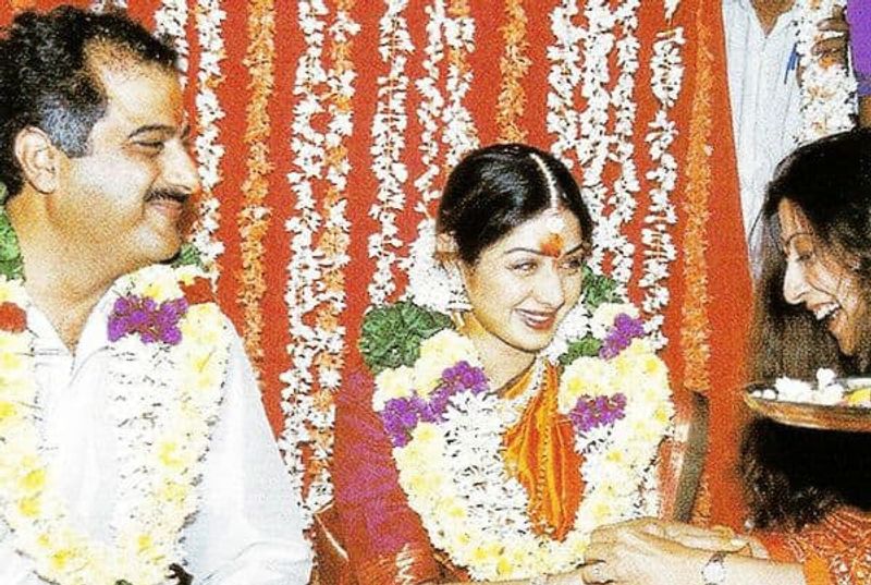 శ్రీదేవి, నిర్మాత బోనీ కపూర్ల మ్యారేజ్ ఫోటో.