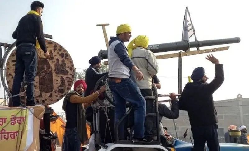 Internet services temporarily suspend due to violent Farmer protest and tractor rally delhi ckm