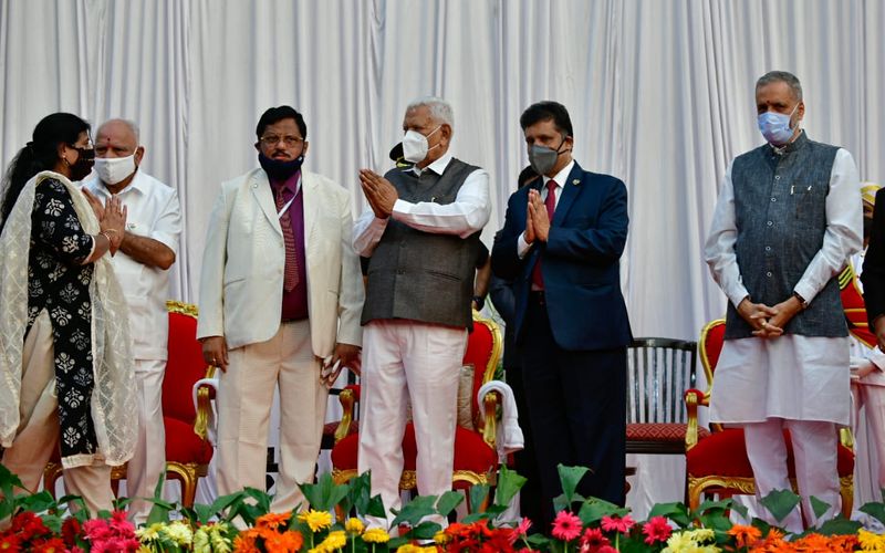 ಚಹಾ ಕೂಟ ಆಯೋಜಿಸಿದ್ದ ರಾಜ್ಯಪಾಲ ವಿಆರ್ ವಾಲಾ