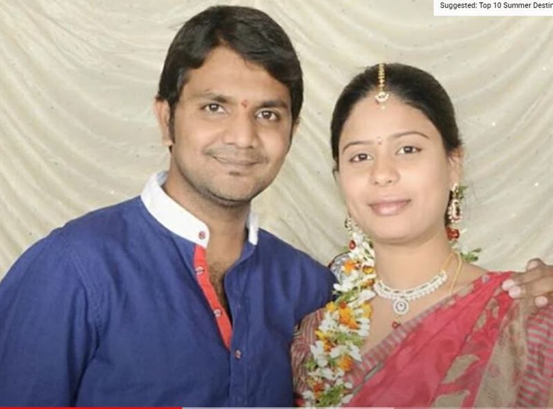 వెంకీ మంకీస్ టీం లీడర్ వెంకీ చాలా కాలంగా జబర్దస్త్ లో ఉన్నారు. ఇక ఆయన బ్యూటిఫుల్ వైఫ్ ని మనం ఫొటోలో చూడవచ్చు.