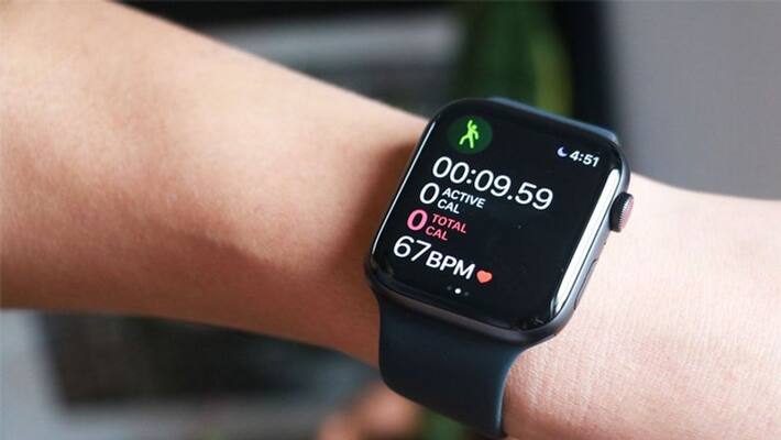 Apple smart Watch saved life of 78 year-old man after he fell on his driveway in North Carolina ckm Apple smart Watch saved life of 78 year-old man after he fell on his driveway in North Carolina ckm