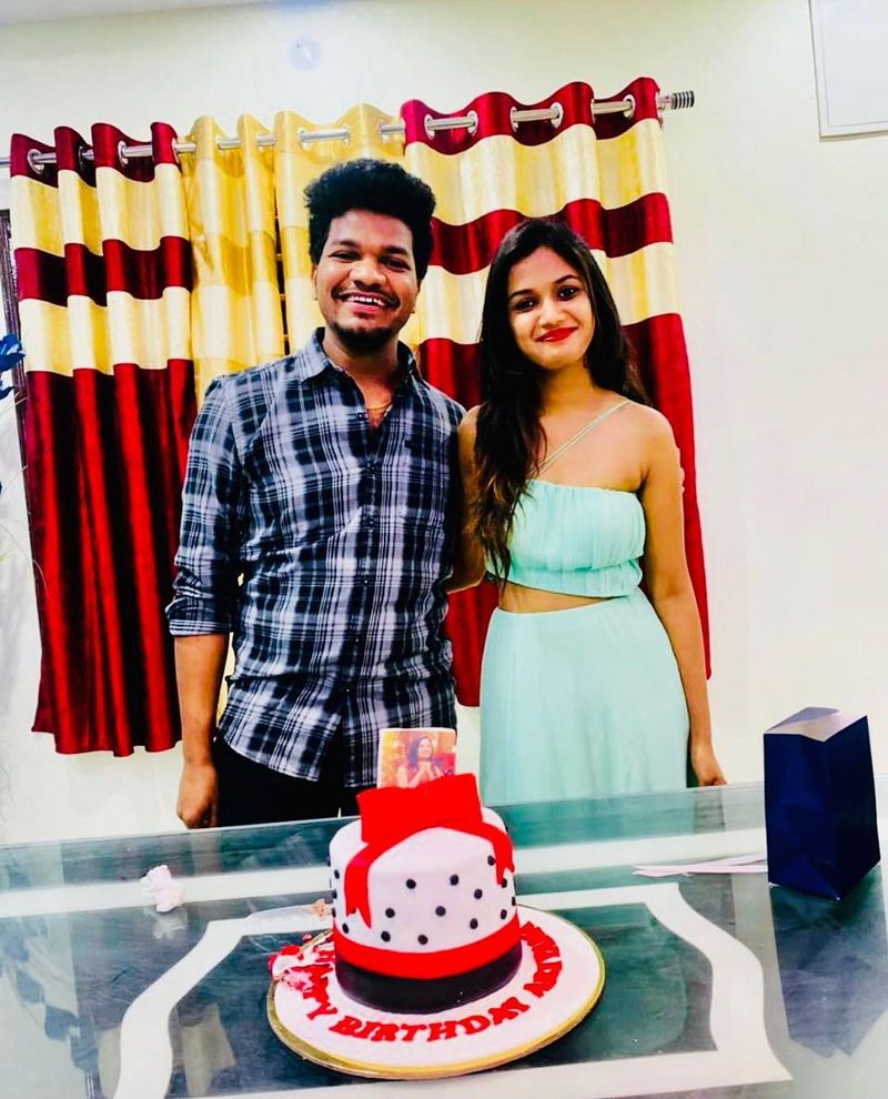తాజాగా ఈ బర్త్ డే వేడుకలో కూడా వీరిద్దరు స్పెషల్ ఎట్రాక్షన్గా నిలిచారు. వీరిద్దరు కలిసి చేసిన సందడి ఆద్యంతం ఆకట్టుకుంది. హైలైట్ అయ్యింది.