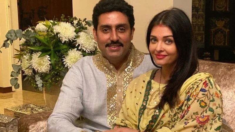 <p>প্রকাশ্যেই তাঁকে ডাকা হল মিসেস বচ্চন হবলে। তিনি তখন যাচ্ছিলেন হানিমুনে অভিষেকের সঙ্গে। </p>