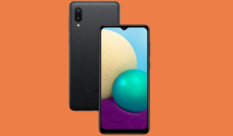 वहीं, 3GB रैम और 32GB और 64GB स्टोरेज वेरिएंट्स की कीमत सामने नहीं आई है। साथ ही Galaxy A02 की अंतर्राष्ट्रीय उपलब्धता के संदर्भ में भी जानकारी सामने नहीं आई है। इस स्मार्टफोन को डेनिम ब्लैक, डेनिम ब्लू, डेनिम ग्रे और डेनिम रेड कलर ऑप्शन में रखा गया है। 