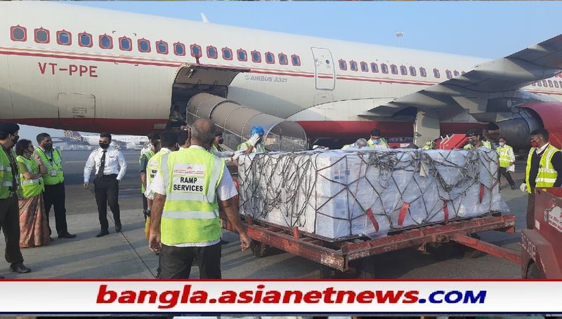 বাগবাজার সাম্প্রতিককালের কোভিড ভ্যাকসিনের সবচেয়ে বড় চালান এটা। দাবি, এই মুহূর্তে রাজ্যে মোট ২০ লক্ষ কোভিশিল্ড মজুত রয়েছে। 