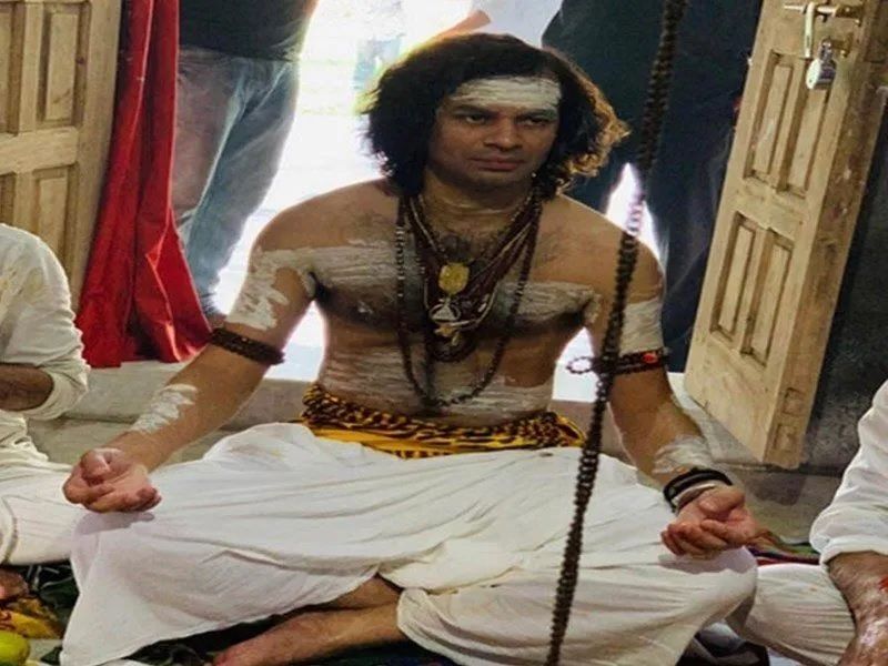 तेज प्रताप यादव साल 2014 में राजनीति में आए और 2015 में महुआ से विधायक बने थे। इस बार वह महुआ को छोड़कर हसनपुर से चुनाव लड़े और जीत दर्ज किए हैं।
