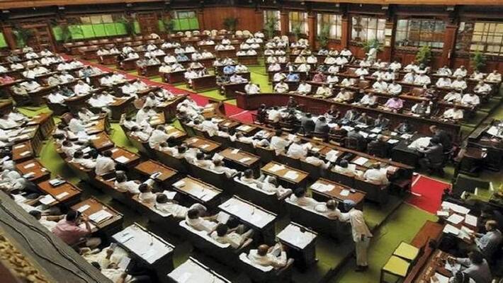 Again Bustle in Vidhana Parishat for No Confidence Motion Against Speaker grg Again Bustle in Vidhana Parishat for No Confidence Motion Against Speaker grg