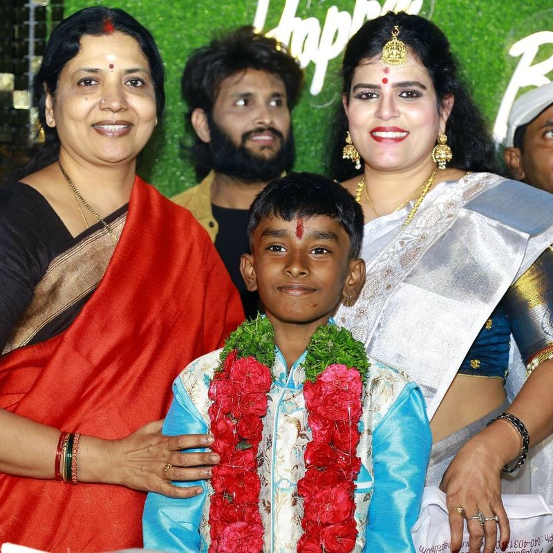 రాజశేఖర్ సతీమణి జీవిత రాజశేఖర్ సైతం ఈ వేడుకకు హాజరై, కరాటే కళ్యాణి కుమారుడికి బ్లెస్సింగ్స్ అందించారు.