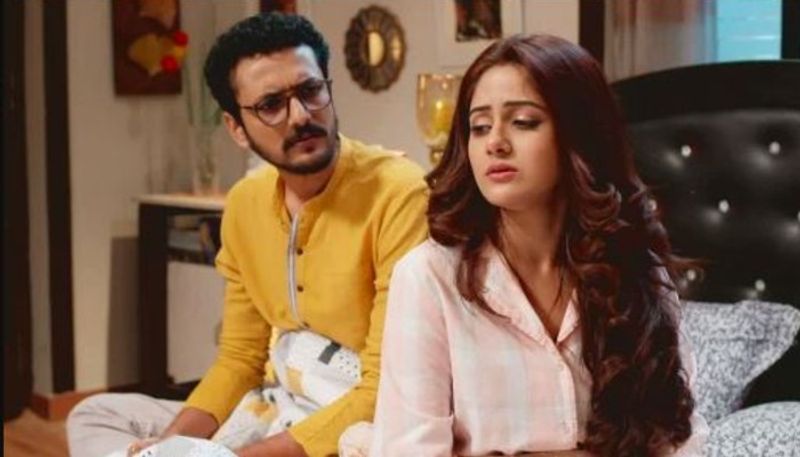 <p>সিনে স্টারেরা আদর্শ, নীতি ও দলীয় নেতা দেখেই বেছে নিয়েছে কে কোন দলে নাম লেখাবে। সেই তালিকাতে পড়ে সৌজন্য। </p>