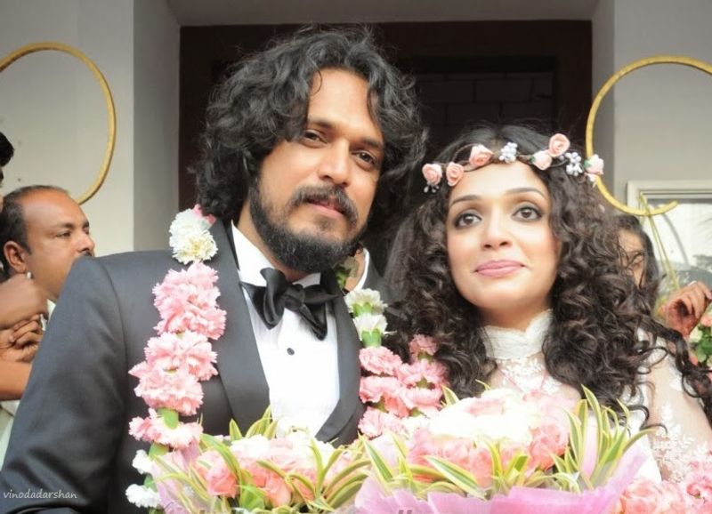 மலையாள நடிகை ஆன் அகஸ்டின் மற்றும், பிரபல ஒளிப்பதிவாளர் ஜாமோன் ஜான் ஆகியோர் கடந்த 2014 ஆம் ஆண்டு காதலித்து திருமணம் செய்து கொண்டனர்.
