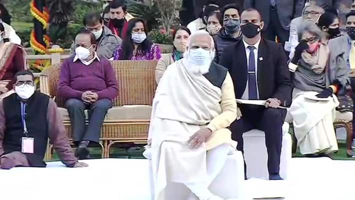 Mahatma Gandhi's death anniversary Prime Minister Narendra Modi attends prayer meet at Gandhi Smriti Rajghat KPY Mahatma Gandhi's death anniversary Prime Minister Narendra Modi attends prayer meet at Gandhi Smriti Rajghat KPY