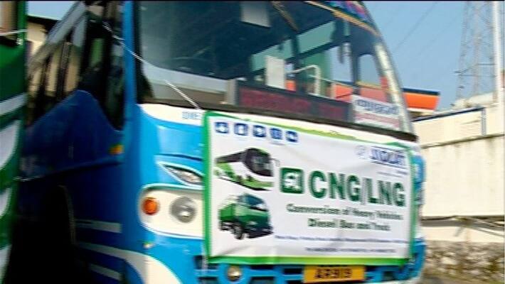 Private buses to CNG as fuel prices rise daily Private buses to CNG as fuel prices rise daily