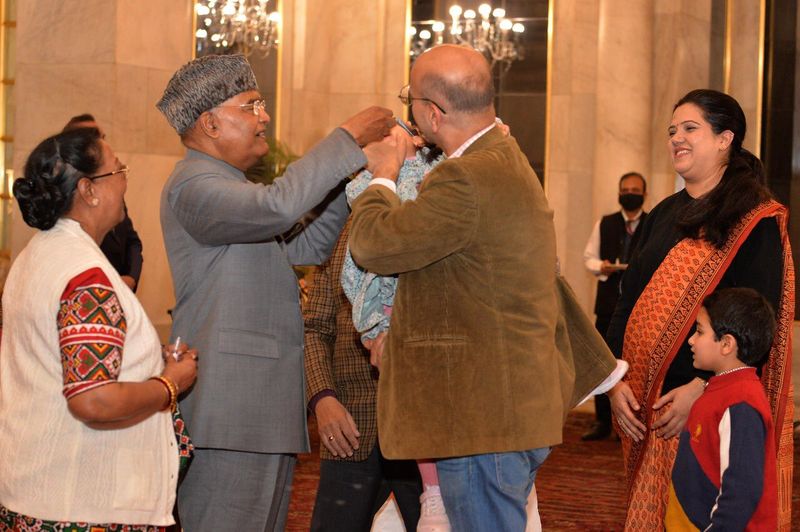Around 17 crore children of less than 5 years of age will be given polio drops as part of the drive of the Government of India to sustain polio free status of the country. The countrywide drive will be supported by about 24 lakh volunteers, 1.5 lakh supervisors and many Civil Society Organisations (CSOs), WHO, UNICEF, Rotary etc, the Ministry of Health and Family Welfare said in a statement.