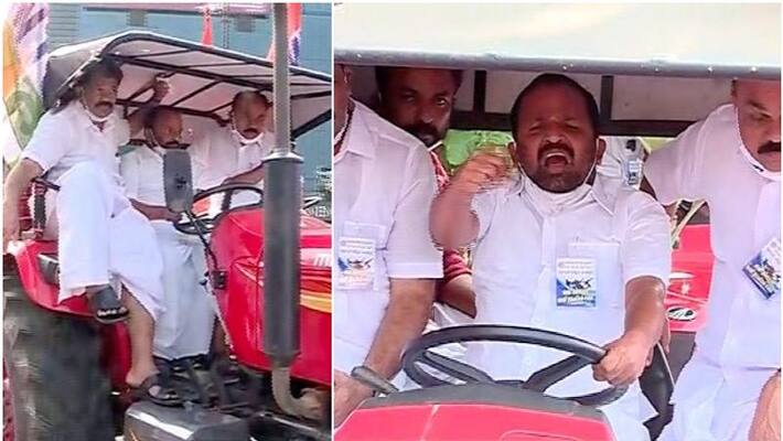 TN Pratap inaugurates INTUC tractor rally in Thrissur in support of farmers TN Pratap inaugurates INTUC tractor rally in Thrissur in support of farmers