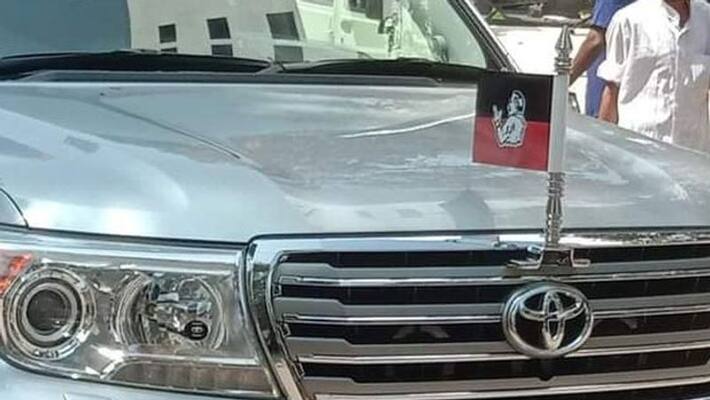 Sampangi who gave the car ... Sasikala who made the noise Sampangi who gave the car ... Sasikala who made the noise