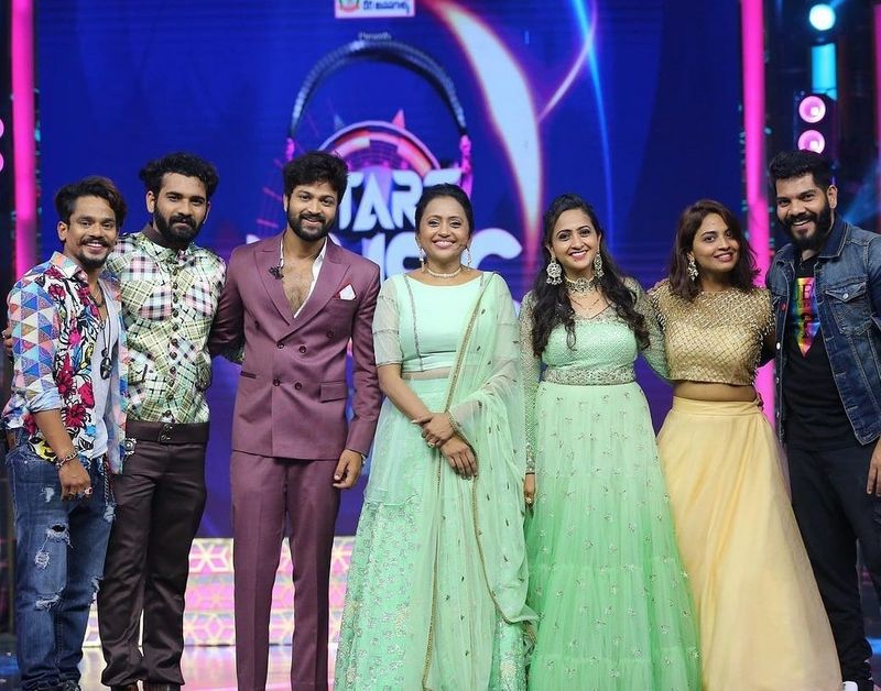 బిగ్బాస్ నాల్గో సీజన్లో బాగా పాపులర్ అయ్యింది. రేటింగ్ విషయాలు పక్కన పెడితే, కరోనా,లాక్ డౌన్ కారణంగా చాలా మంది టీవీషోలను బాగా తిలకించారు. ముఖ్యంగా అందులో కంటెస్టెంట్స్ కి మంచి పేరొచ్చింది.