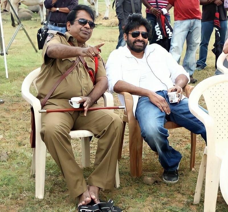 పవన్ కళ్యాణ్తో `పంజా` సినిమా షూటింగ్లో.