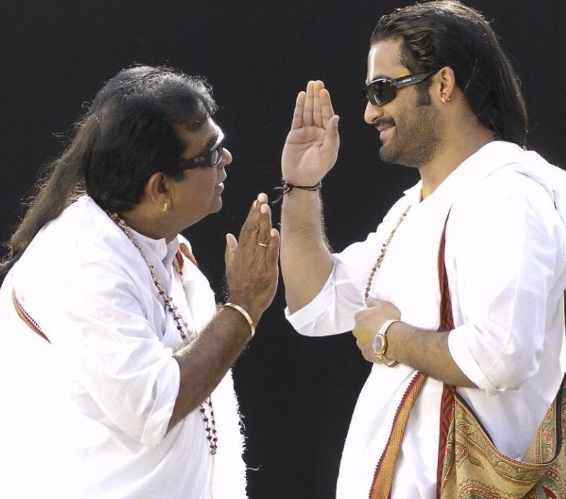 `అదుర్స్` సినిమాలో ఫన్సీ సీన్.
