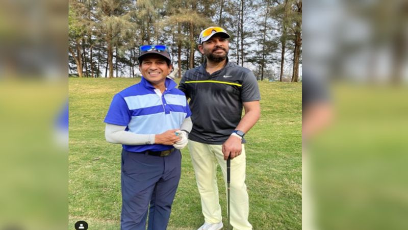 टीम इंडिया के पूर्व क्रिकेटर सचिन तेंदुलकर ने टीम के पूर्व साथी युवराज सिंह के साथ इंस्टाग्राम पर एक फोटो शेयर की है। हालांकि, इस बार दोनों क्रिकेट के मैदान के बजाय गोल्फ कोर्स में नजर आ रहे हैं। 