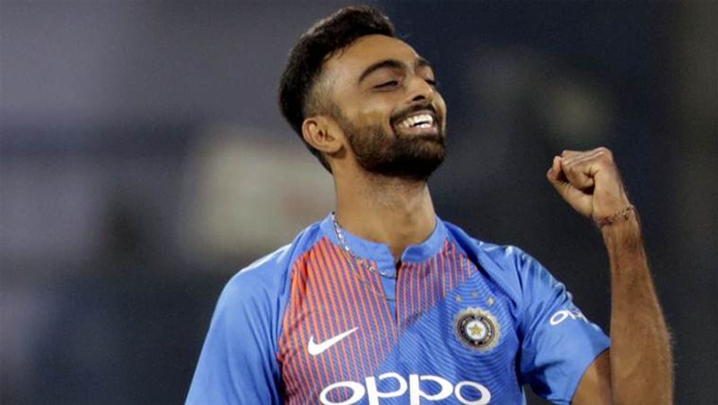 इसके साथ ही वह उनके क्रिकेट करियर की बात करें तो उन्होंने 2010 में अपने एकलौते टेस्ट मैच में 101 रन बनाए थे। वहीं 7 वनडे मैच में 209 और 10टी20 मैच में 301 रन बनाए हैं।
