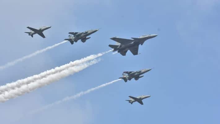 IAF to hold air show over Srinagar Dal Lake on September 26 bpsb IAF to hold air show over Srinagar Dal Lake on September 26 bpsb