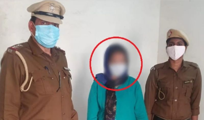 महिला ने पुलिस को बताया कि उसने अपने प्रेमी के साथ मिलकर अपने पति दिनेश की हत्या 11 जनवरी की रात कराई थी। महिला ने बताया कि उसने 2010 में लव मैरिज की थी और दोनों सैनिक कॉलोनी में रहते थे। दिनेश प्रॉपर्टी डीलर का काम करता था। पति की रजामंदी पर पत्नी ने 5 साल की लड़की को गोद लिया था। दिनेश को नशा करने की आदत थी।
