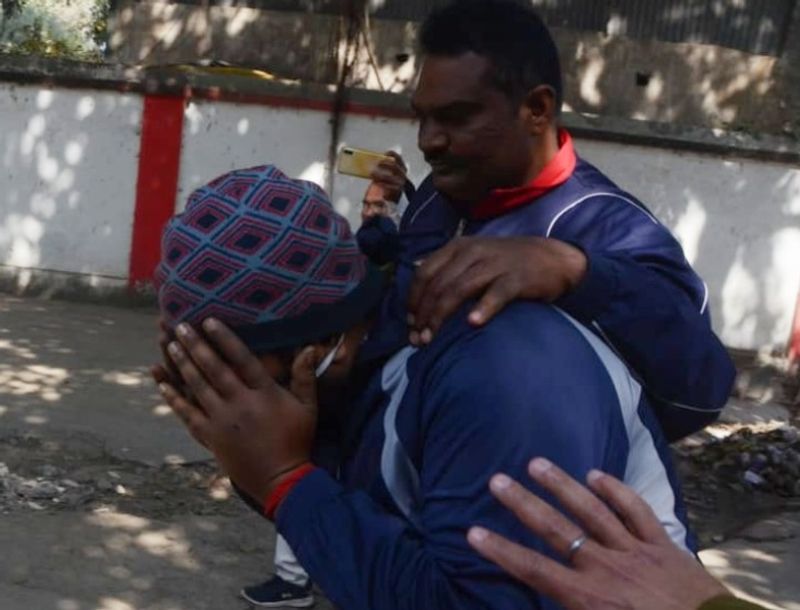 इस टक्कर में चोट और रुपेश सिंह के साथ हुई बहस को चोर ऋतुराज ने दिल पर ले लिया और बाइपास पर फोर्ड हॉस्पिटल के नजदीक कन्हाई नगर में इस हत्या की साजिश रची। पुलिस के अनुसार इस हत्या के बाद अगली सुबह उसे अखबार से पता चला कि उसने कितने हाई प्रोफाइल व्यक्ति की हत्या की थी। उसके बाद वह रांची चला गया।
