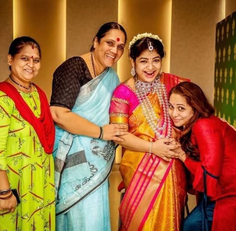 இதை தொடர்ந்து பலர் இவருக்கு தங்களது வாழ்த்துக்களை கூறி வருகிறார்கள்.