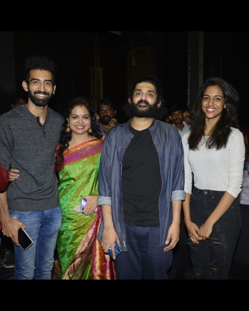 సునీత నిశ్చితార్థం గురించి తెలుసుకున్న ఆమె కొడుకు కూతురు కోప్పడ్డారట. దానికి కారణం ఏమిటో వివరించారు సునీత.