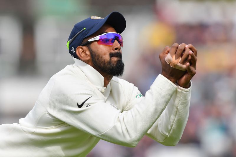 ఆ ఇద్దరికీ మంచి అనుభవం ఉంది, టెస్టుల్లో మంచి మెరుగైన రికార్డు కూడా ఉంది. అలాంటప్పుడు మూడో ప్లేయర్ అవసరమా? ఇది కరెక్టు కాదు... మీరెందుకు మరో ప్లేయర్ కోసం చూస్తున్నారో నాకు అర్థం కావడం లేదు...
