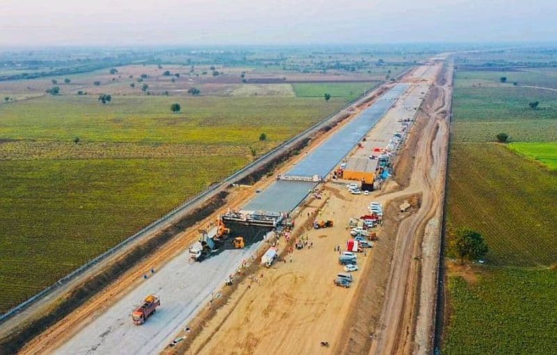 NHAI creates world record for laying of pavement quality concrete for 4-lane highway