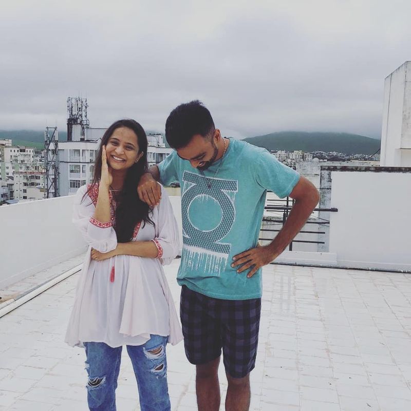 భారత క్రికెటర్ జయ్దేవ్ ఉనద్కడ్, రిన్నీ కంటారియా రొమాంటిక్ ఫోటోలు... రిన్నీ కంటారియా ఇన్స్టాగ్రామ్ ఫోటోలు...