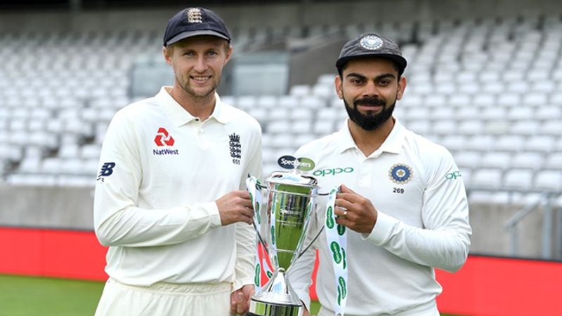 ఇంగ్లండ్ జట్టు: రోరీ బర్న్స్, డోమినిక్ సిబ్లీ, డానియల్ లారెన్స్, జో రూట్, బెన్ స్టోక్స్, ఓల్లీ పోప్, బట్లర్, బెస్, ఆర్చర్, జాక్ లీచ్, జేమ్స్ అండర్సన్