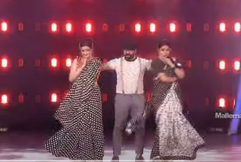 డాన్స్లతో మెస్మరైజ్ చేశారు. జడ్జ్ లు అయిన ప్రియమణి, పూర్ణలతో శేఖర్ మాస్టర్ స్టెప్పులేశారు. 90లోని పాటలకు స్టెప్పులేస్తూ మెస్మరైజ్ చేశారు.