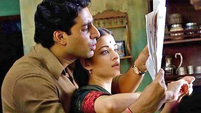 अभिषेक बच्चन ने साल 2000 में भले ही फिल्मों में एंट्री ले ली थी, लेकिन इससे पहले वे क्या करते थे, यह कम ही लोग जानते हैं। फिल्मों में एंट्री लेने से पहले अभिषेक एक LIC एजेंट के रूप में काम कर चुके हैं। हालांकि जल्द ही उन्हें फिल्मों में आने का मौका मिल गया और उन्होंने यह काम छोड़ दिया था।

