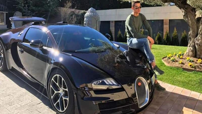 ऐस व स नह 75 कर ड क ब ग ट क र क म ल क ह र न ल ड ज न क य ह ख स यत इस क र क Cristiano Ronaldo Birthday Bugatti To Lamborghini Know This Football Palyer S Car