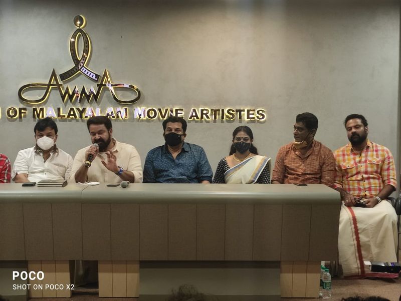 തുടര്ന്നാണ് ട്വന്റി 20 മാതൃകയില് ഒരു സിനിമ ചെയ്യാന് തീരുമാനിച്ചത്. അതിന് വളരെ ഇന്ററസ്റ്റിംഗ് ആയ ഒരു കഥ ലഭിച്ചു. 135-140 ഓളം ആര്ട്ടിസ്റ്റുകള്ക്ക് അതില് വര്ക്ക് ചെയ്യാം. അത്തരത്തിലൊരു കഥയാണെന്നും അദ്ദേഹം പറഞ്ഞു. അമ്മയ്ക്കുവേണ്ടി ആശിര്വാദ് ആണ് സിനിമ നിര്മ്മിക്കുക.