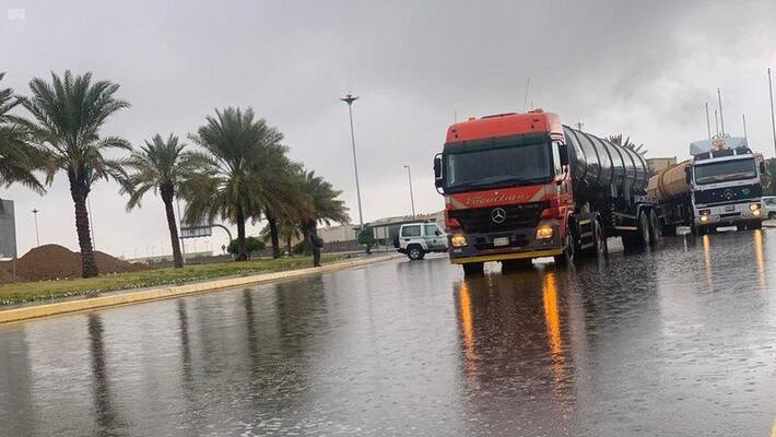 rain predicted in different parts of saudi till wednesday rain predicted in different parts of saudi till wednesday