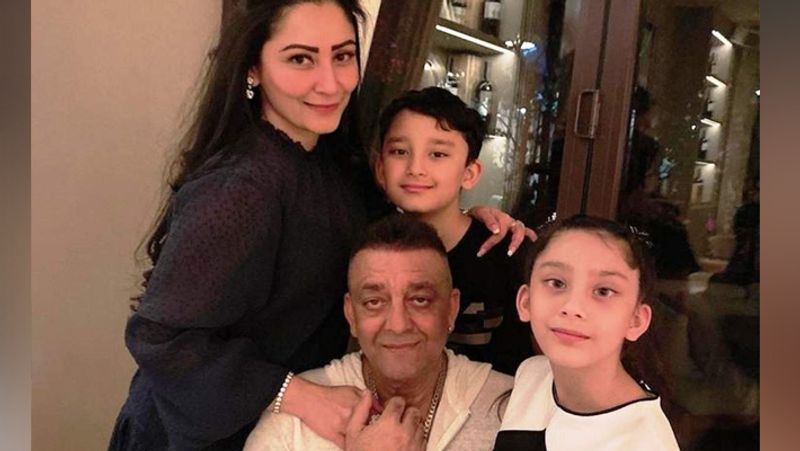 संजय दत्त के वर्कफ्रंट की बात करें तो उनती अपकमिंग फिल्म केजीएफ 2, पृथ्वीराज, शमशेरा, भुज है। संजय इन दिनों अपनी फिल्मों की शूटिंग में बिजी हैं। हाल ही में उन्होंने अपनी अपकमिंग फिल्म पृथ्वीराज की शूटिंग उन्होंने पांच दिन में पूरी की थी। फिल्म में अक्षय कुमार और संजय दत्त के साथ पहली बार पूर्व मिस वर्ल्ड मानुषी छिल्लर भी नजर आने वाली हैं।