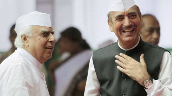 Jammu Kashmir Congress, many senior leaders of Ghulam Nabi Azad camp sent resignation to Party Chief Sonia Gandhi, DVG Jammu Kashmir Congress, many senior leaders of Ghulam Nabi Azad camp sent resignation to Party Chief Sonia Gandhi, DVG
