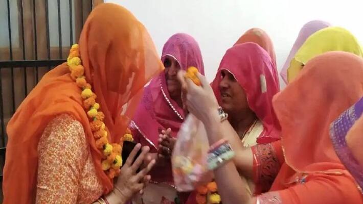 late gajendra singh shekhawat wife preeti congress workers demonstrated to give mla ticket kpr late gajendra singh shekhawat wife preeti congress workers demonstrated to give mla ticket kpr