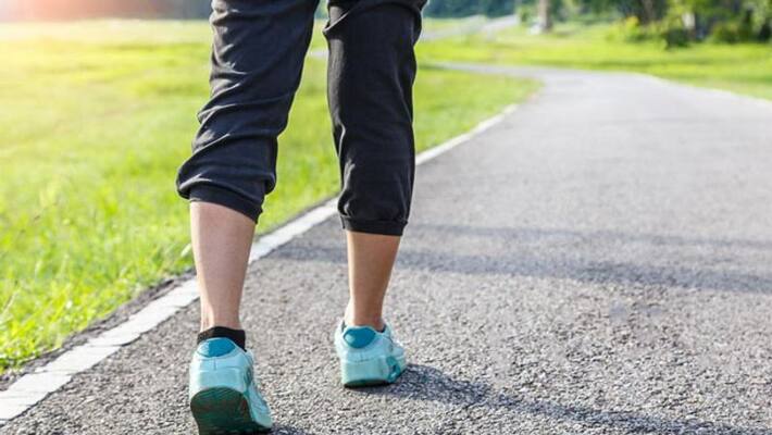 study shows how two minute walk after eating can lower blood sugar study shows how two minute walk after eating can lower blood sugar