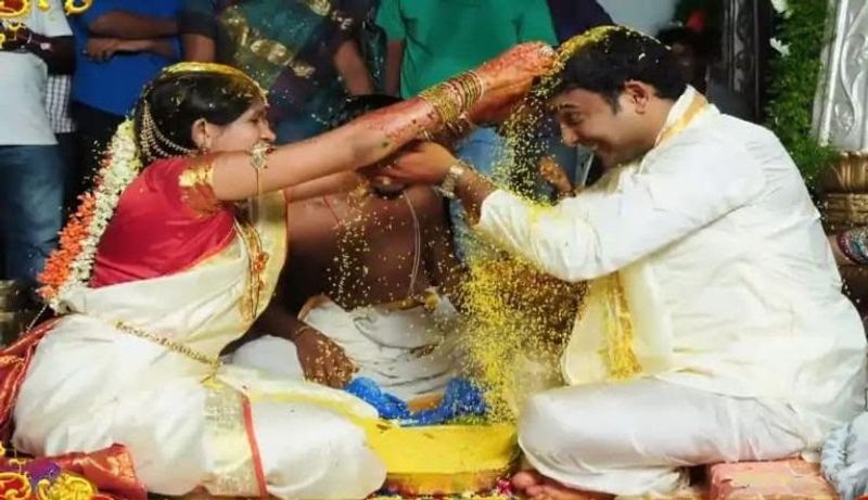తలంబ్రాలు పోస్తున్న గెటప్ శ్రీను
