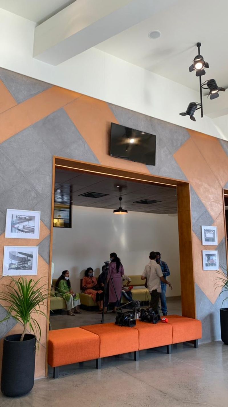 ദാ, ഇന്ന് മുതല്‍ പ്രദര്‍ശനം ആരംഭിക്കുന്നു.. ഷേണായീസ്... ! Shenoys