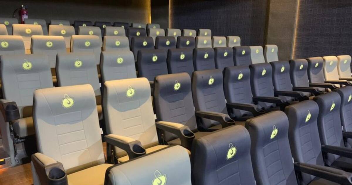 വെള്ളിത്തിര സജീവമാകുന്നു , ഇന്ന് മുതൽ സിനിമ പ്രദർശനം cinema theatres