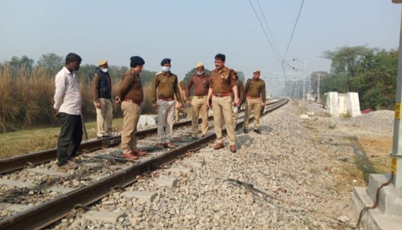 गायत्री प्रसाद प्रजापति के खिलाफ खनन विभाग में कई करोड़ के घोटाले की जांच के साथ ही आय से अधिक संपत्ति का भी मामला चल रहा है। प्रवर्तन निदेशालय भी इन दिनों गायत्री प्रसाद प्रजापति के खिलाफ अघोषित संपत्ति की जांच कर रही है।
