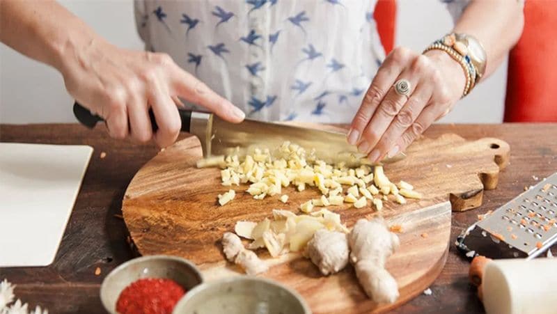 Kitchen tips to peel ginger garlic onion