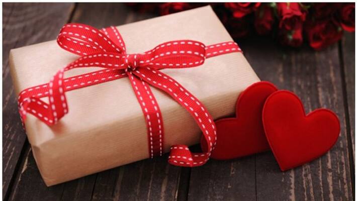 Some gift ideas for special one on new year's eve BDD Some gift ideas for special one on new year's eve BDD