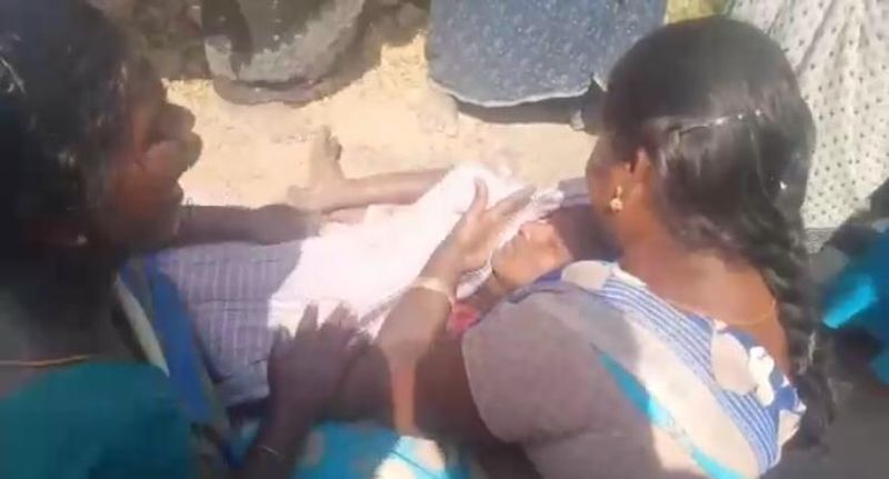 ശ്രീ മാരിയമ്മാള് പടക്കനിര്മ്മാണ ശാലയ്ക്ക് പ്രവര്ത്തന ലൈസന്സ് ഉണ്ടായിരുന്നെങ്കിലും സര്ക്കാരിന്റെ സുരക്ഷാ മാനദണ്ഡങ്ങള് പാലിച്ചിരുന്നില്ലെന്ന് പൊലീസ് പറഞ്ഞു. 