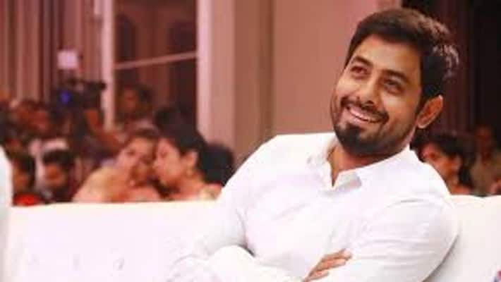 biggboss aari share the condolence for director thamira biggboss aari share the condolence for director thamira